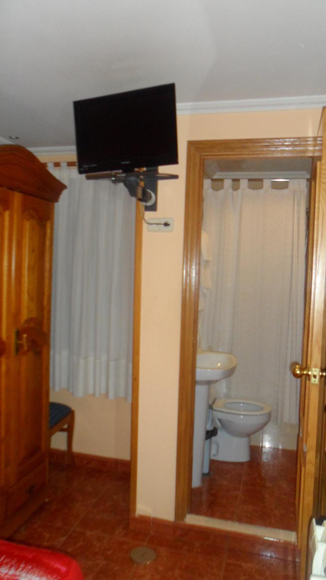 Hostal La Nava Madrid Eksteriør bilde