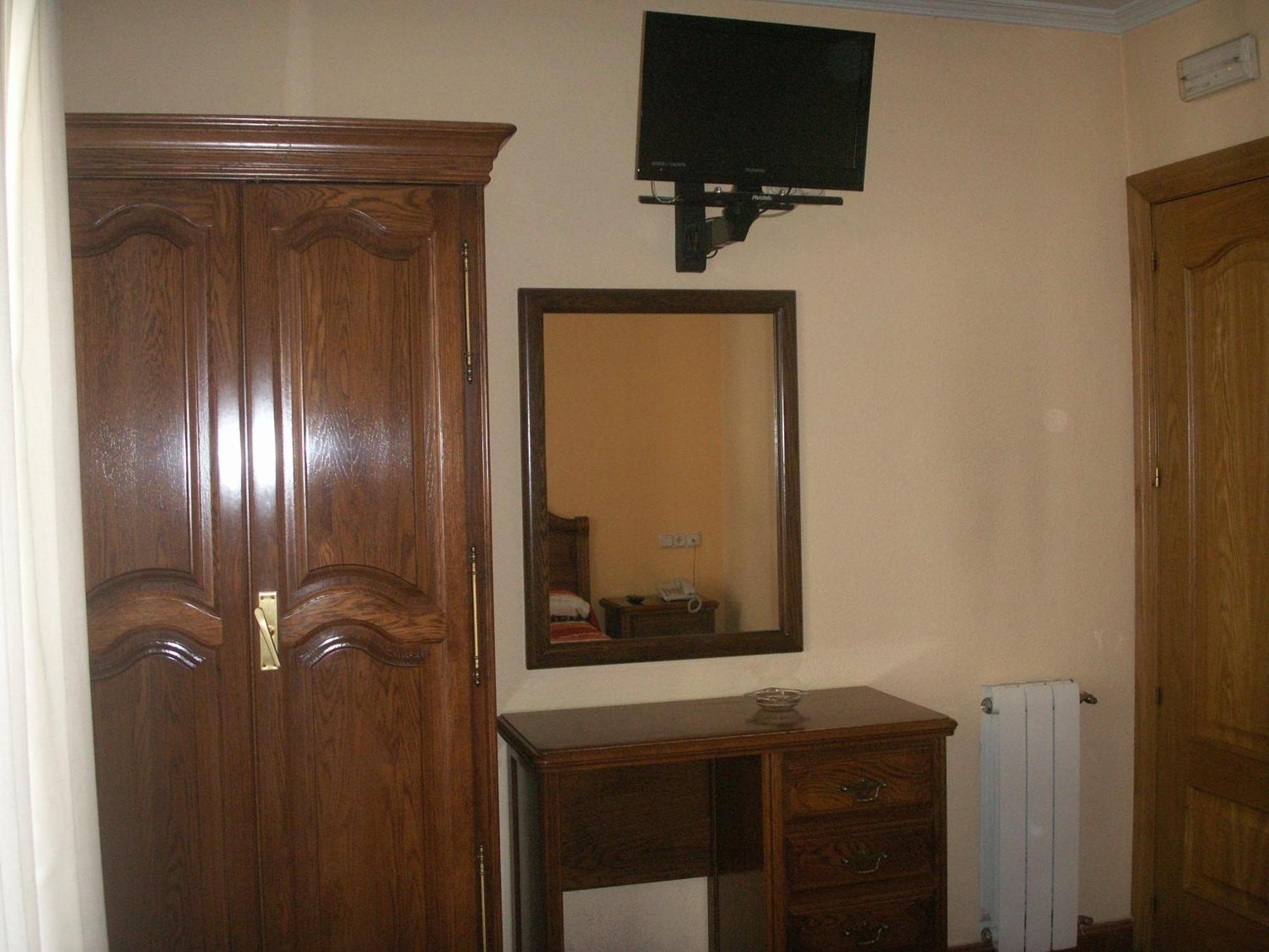 Hostal La Nava Madrid Eksteriør bilde