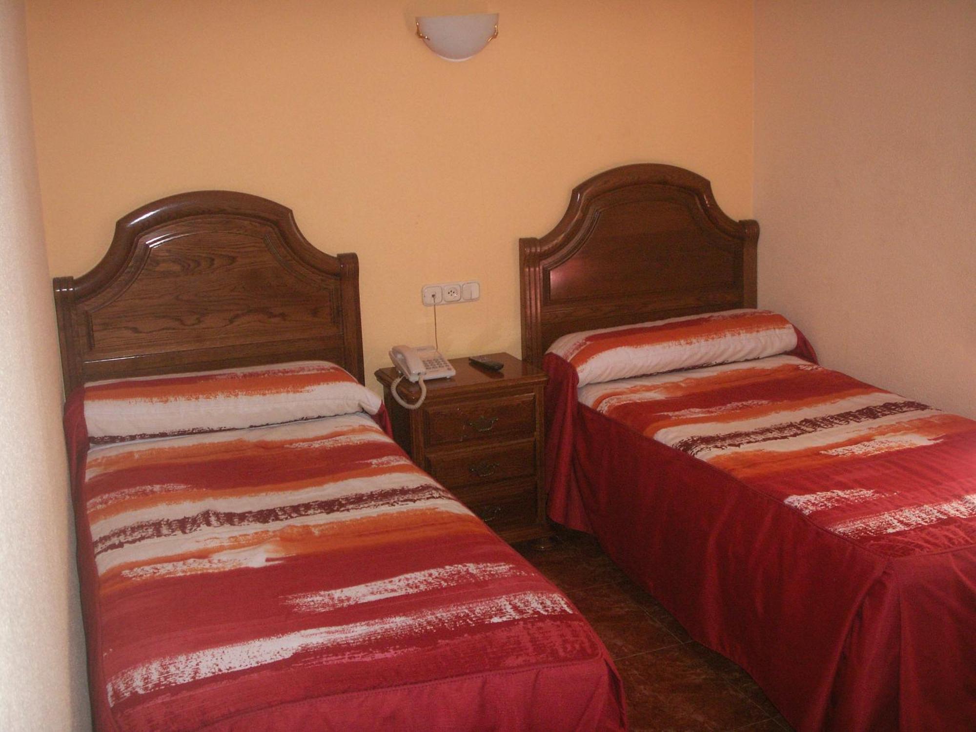 Hostal La Nava Madrid Eksteriør bilde